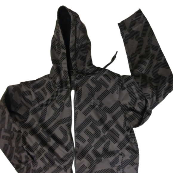 Under Armour Other - UNDER ARMOUR hoodie